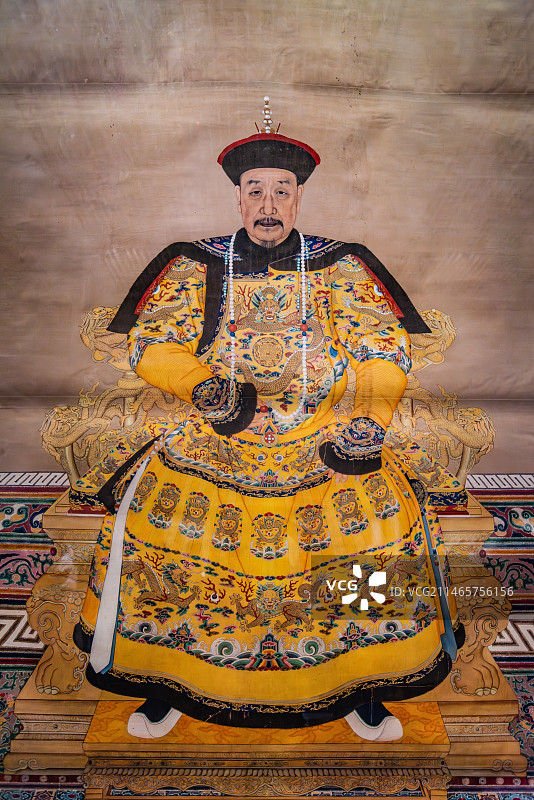 中国国博的清高宗爱新觉罗弘历画像乾隆画像图片素材
