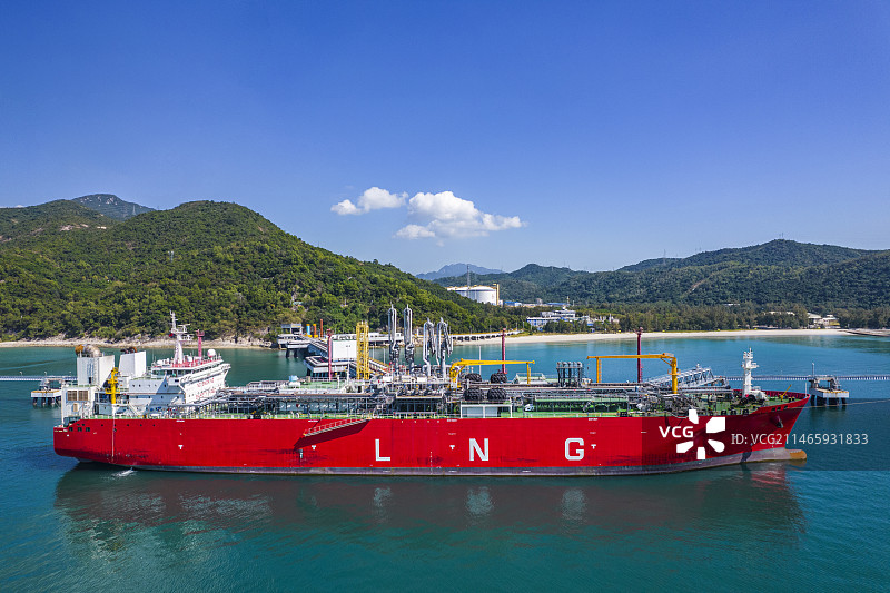 LNG液化天然气运输船 LNG加注船图片素材
