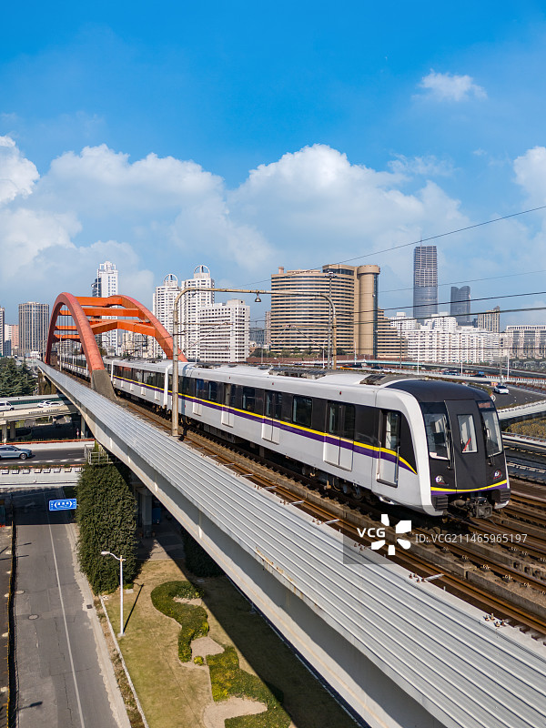 上海地铁轨道交通列车图片素材