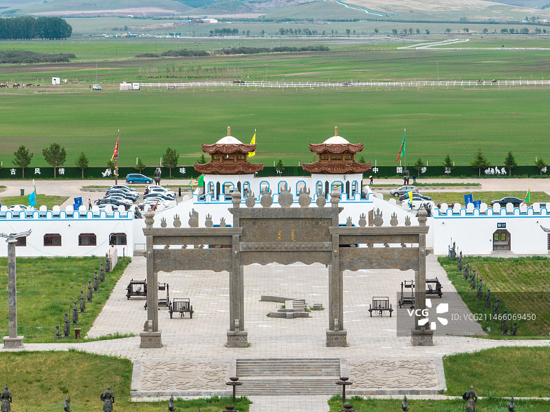 航拍丰宁坝上草原大汗行宫旅游度假风景图片素材