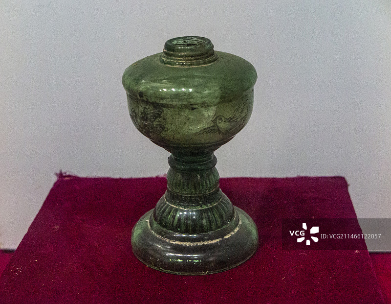 中国贵州黔南州瓮安县草塘镇猴场会议纪念馆馆藏文物，纪念馆的雕塑图片素材