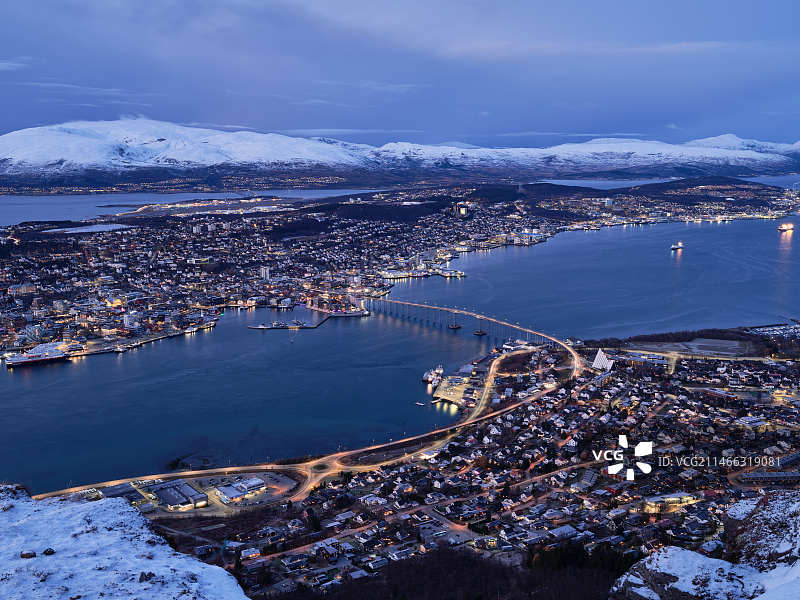 特罗姆瑟夜景Tromsø图片素材