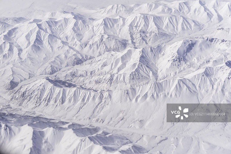 新疆雪山风光图片素材