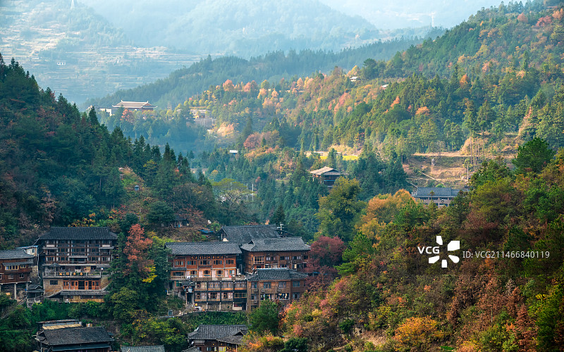 【千户苗寨秋色】图片素材