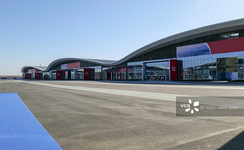 中国山东济南黄河国际会展中心展馆外景图片素材