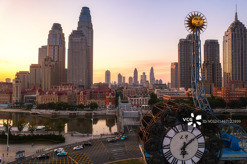 天津海河沿岸世纪钟广场城市建筑日出风光图片素材