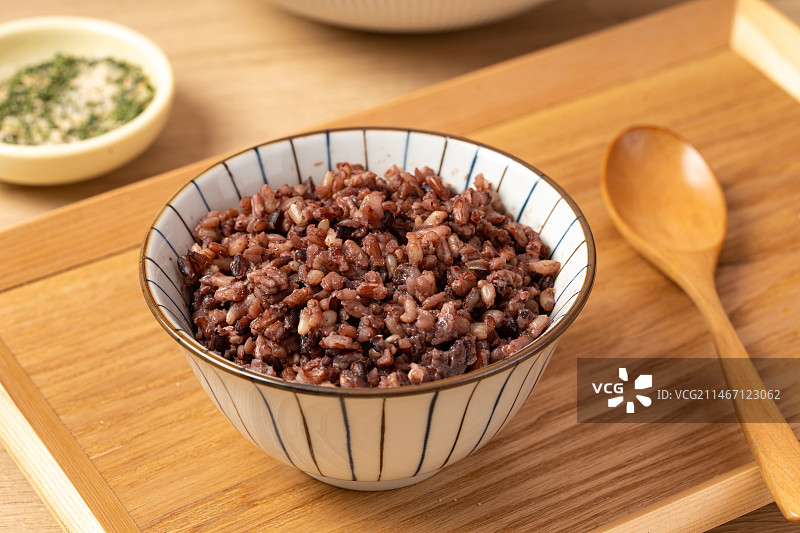 碗里的五谷杂粮饭图片素材