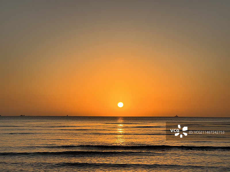 舟山嵊泗的日出和日落图片素材