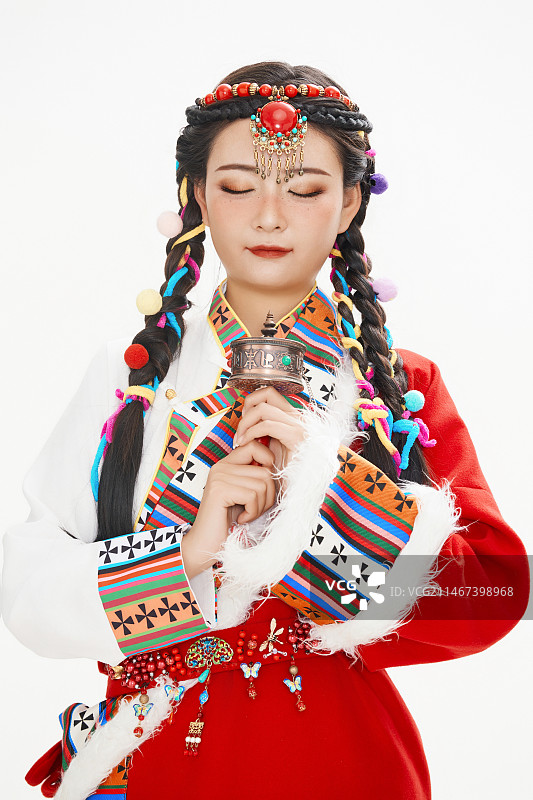 身穿藏族服饰的亚洲女性图片素材