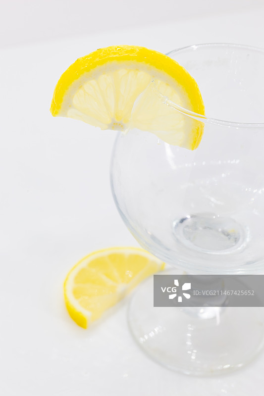 柠檬，白色背景图片素材