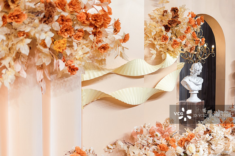 婚礼现场仪式布置的鲜花和装饰图片素材