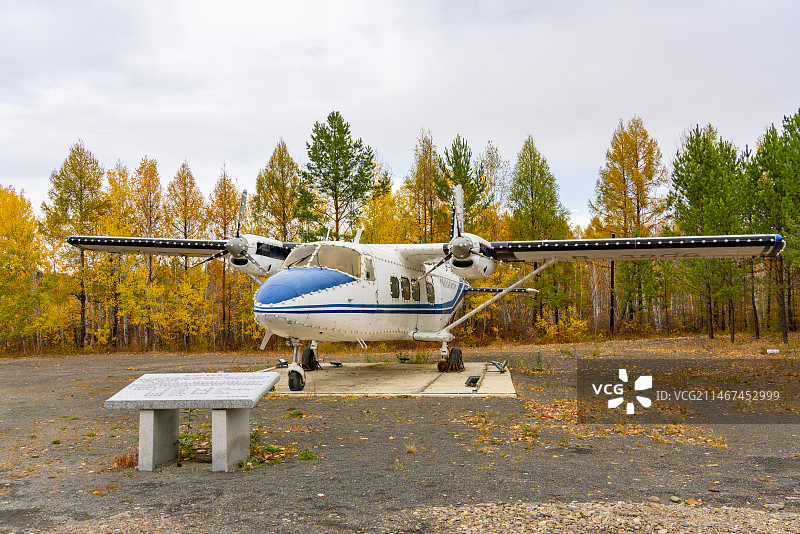 运12型运输机模型，飞机模型图片素材
