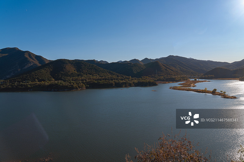 秋日的金海湖图片素材