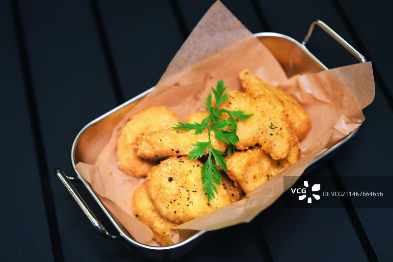 油炸鸡块图片素材