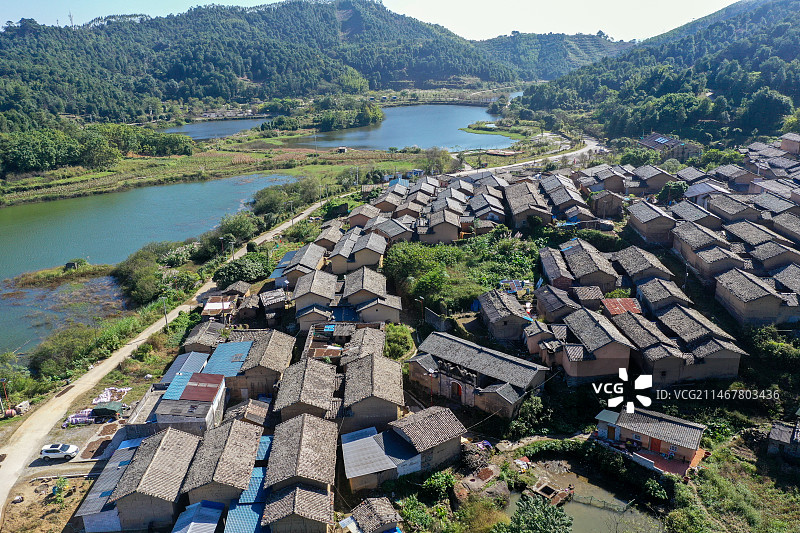 广西南宁上林县鼓鸣寨壮族古民居建筑群人文风光图片素材
