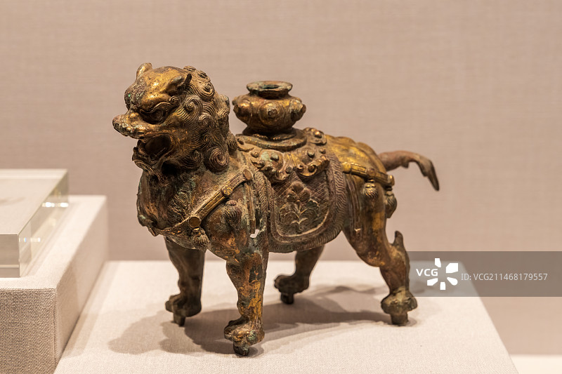 1964年陕西省西安市未央区唐大明宫遗址发觉出土，西安博物院藏——鎏金狮子（唐代）图片素材