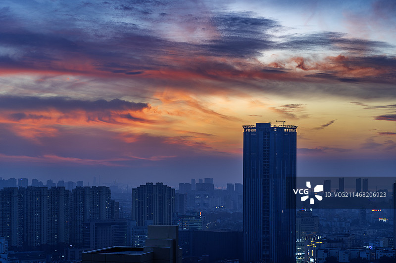 日落古铜都图片素材