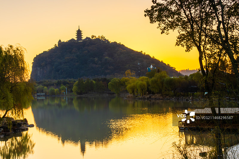 狼山程曦图片素材