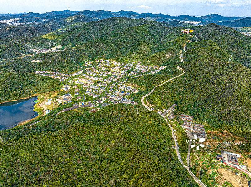 和润龙湖山庄 龙湖苑 舟山新城高云水库旁的别墅区图片素材