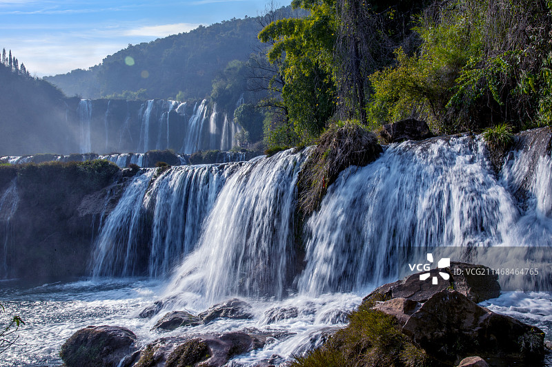 云南罗平九龙瀑布图片素材