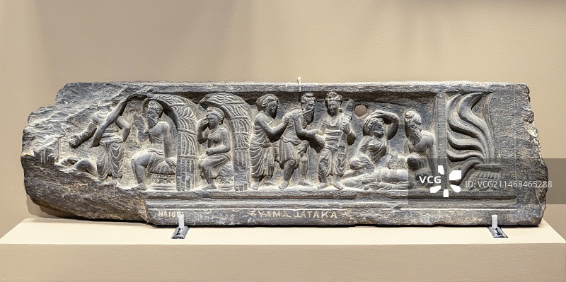 故宫譬若香山-犍陀罗艺术展-睒子本生-灰色片岩-2-3世纪-马尔丹地区塔库特伊巴希-白沙瓦博物馆藏图片素材