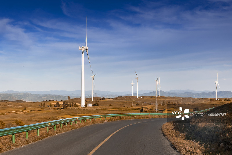 草原天路草原天路位于张家口市张北县和崇礼区的交界处图片素材