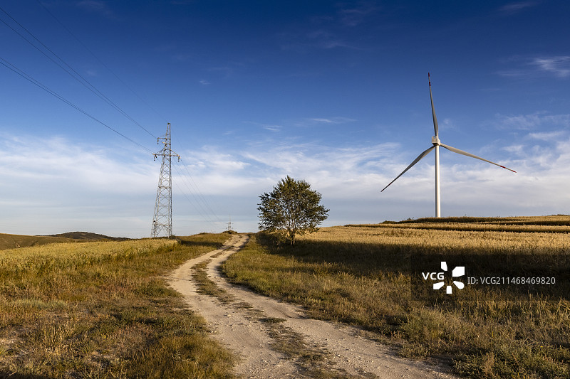 草原天路草原天路位于张家口市张北县和崇礼区的交界处图片素材