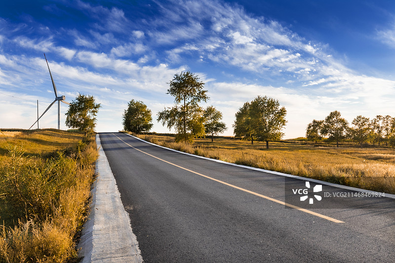 草原天路草原天路位于张家口市张北县和崇礼区的交界处图片素材