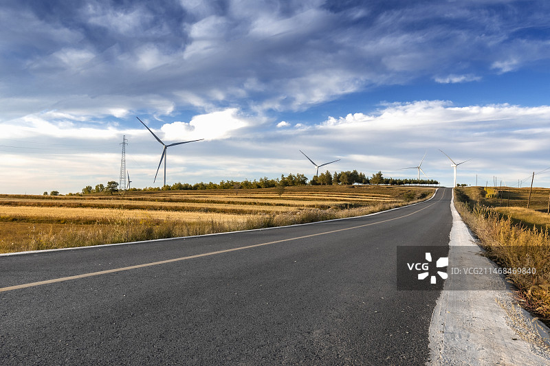 草原天路草原天路位于张家口市张北县和崇礼区的交界处图片素材