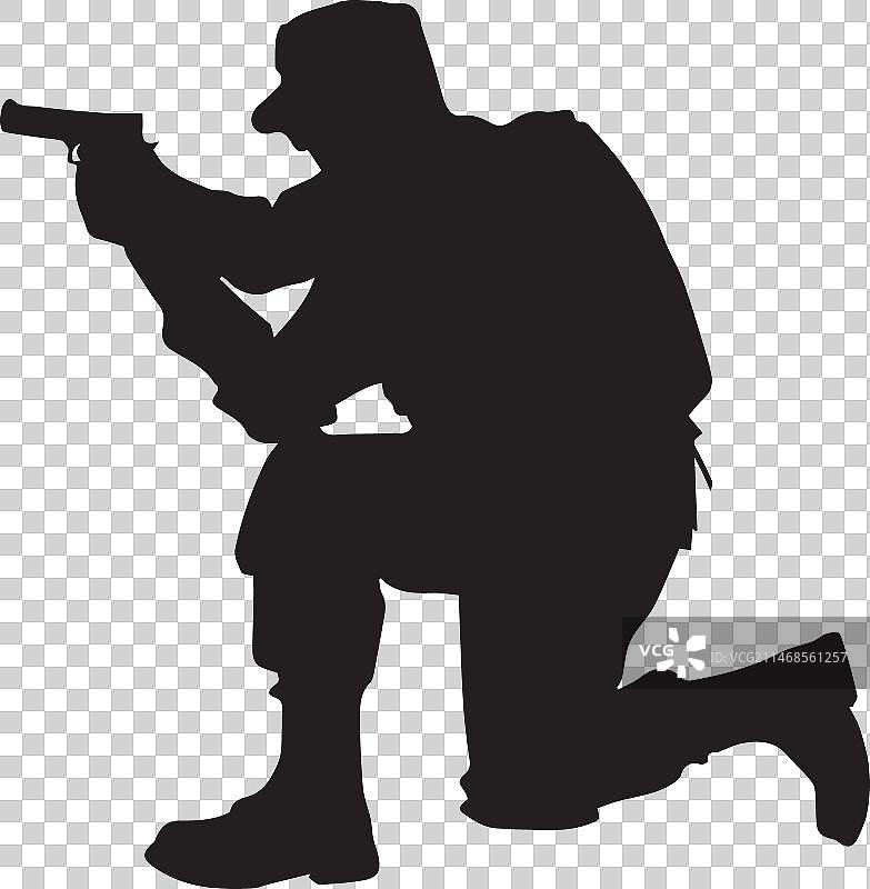 士兵跪地瞄准剪影图片素材