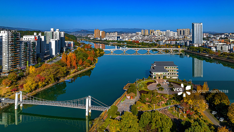 湖北宜昌夷陵区河心公园遇见醉美的秋图片素材