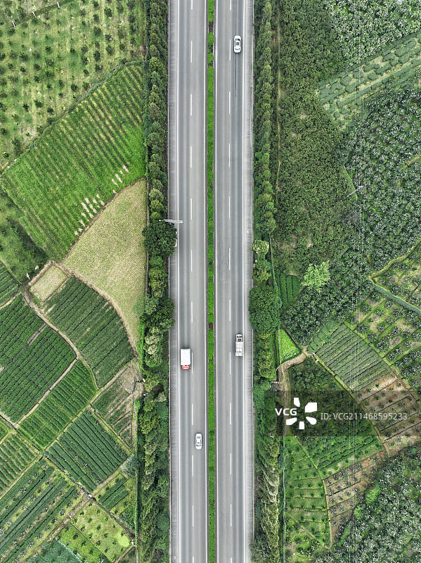 成佳茶乡 京昆高速图片素材