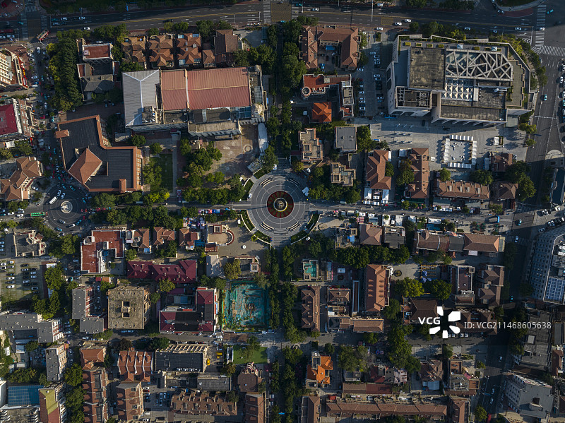 意大利风情街的高角度视图图片素材