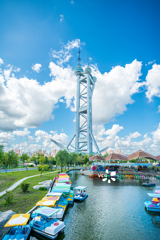 黑龙江省大庆市龙凤湿地公园环境监测塔图片素材