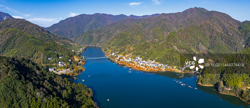 杭州临安於潜柳溪江青山殿渔村图片素材