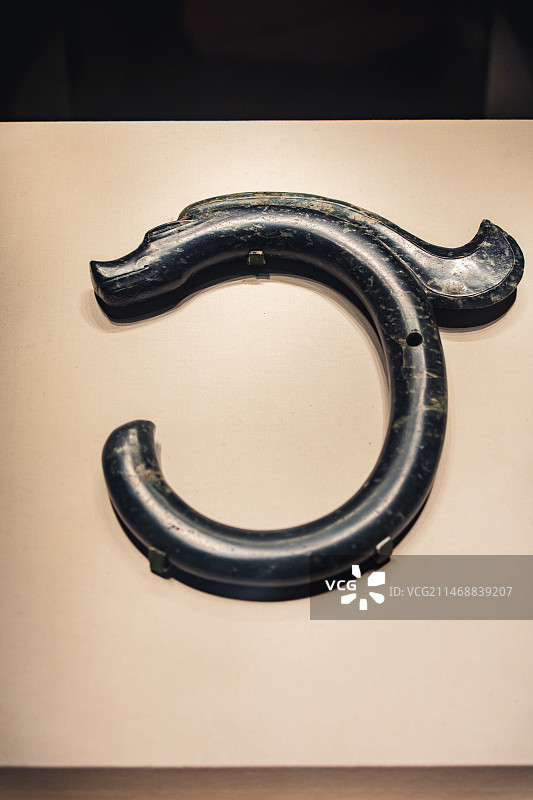 中国国家博物馆红山文化玉龙图片素材