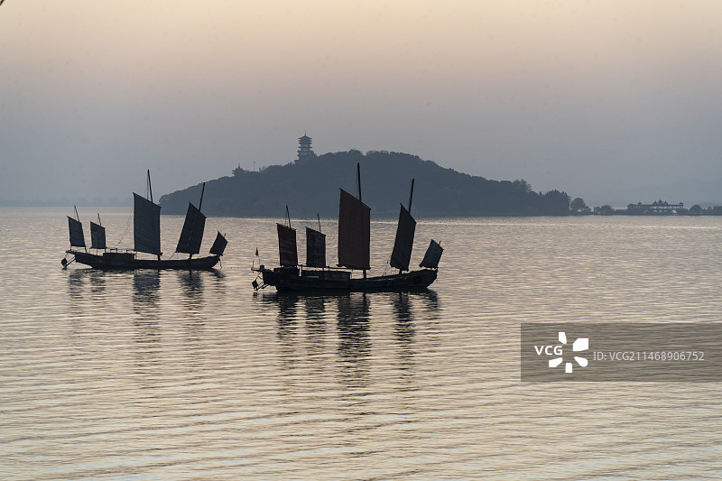 晚霞下的太湖风光图片素材