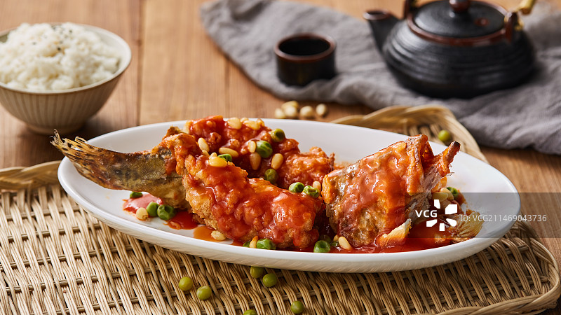 中国传统美食国宴菜 松鼠鳜鱼图片素材