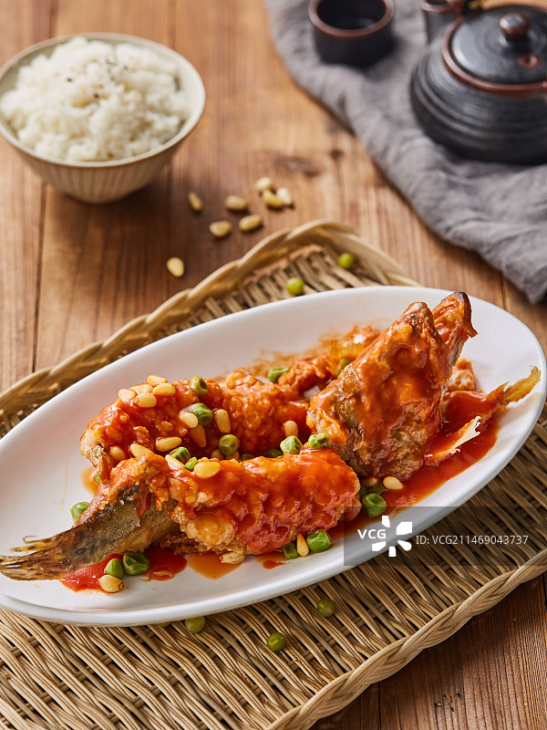 中国传统美食国宴菜 松鼠鳜鱼图片素材