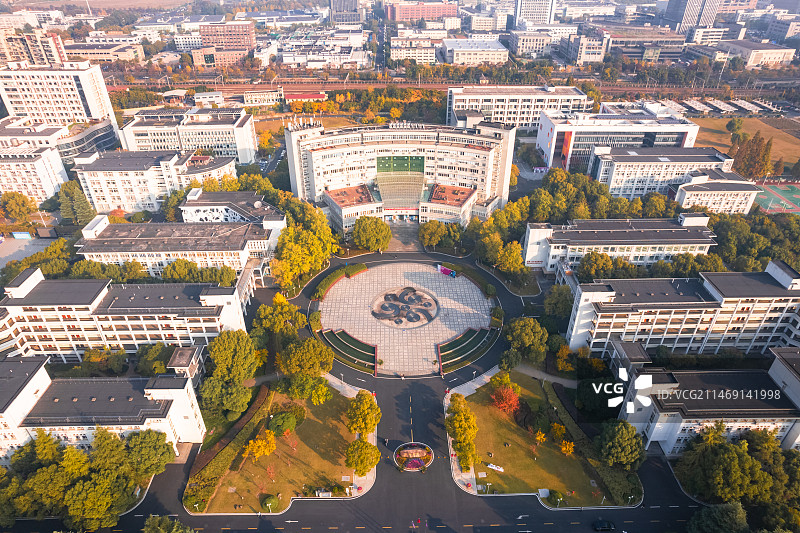 浙江杭州滨江浙江商业职业技术学院建筑风景图片素材