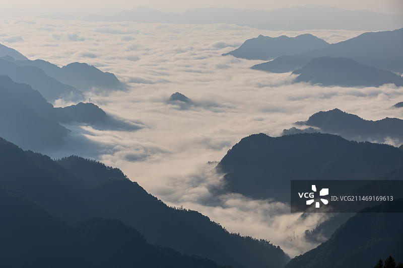 光雾山云海图片素材