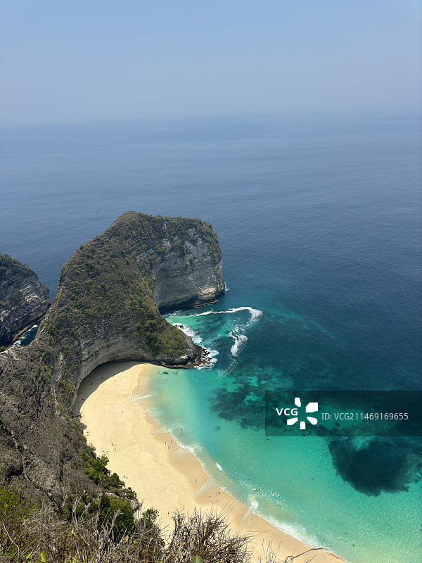 精灵坠崖图片素材