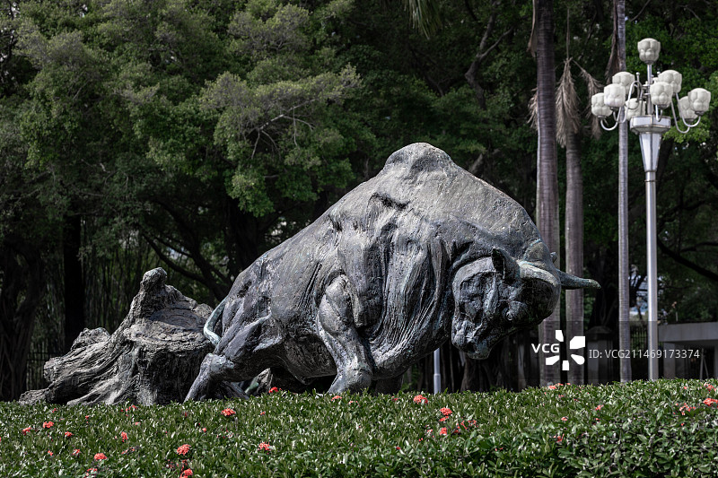 深圳标志之孺子牛雕塑图片素材