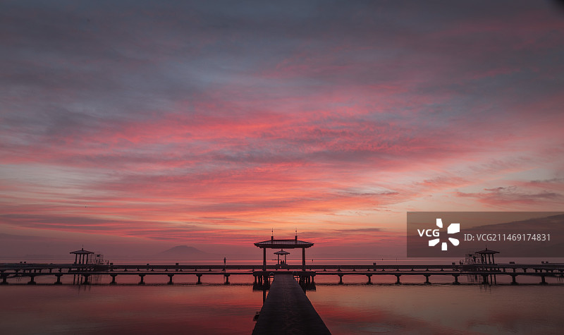 武汉东湖/听涛日出图片素材