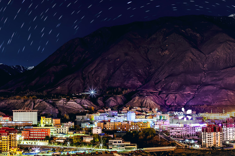 八宿县城夜景图片素材