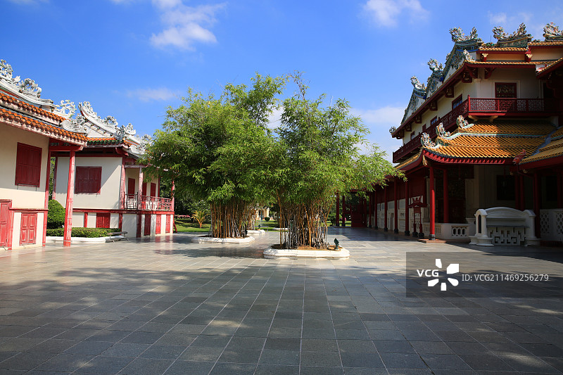 美丽的泰国邦芭茵夏宫图片素材