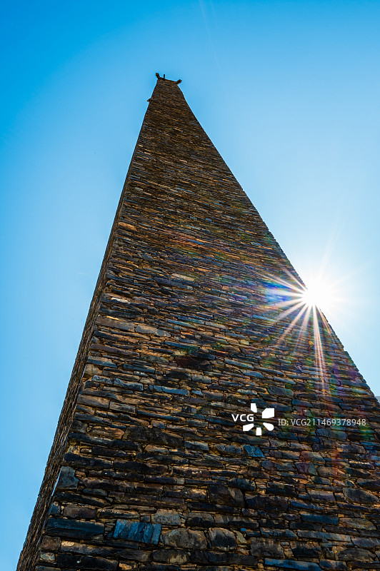 四川阿坝金川中国碉楼之王马尔邦关碉图片素材