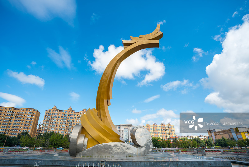 黑龙江省绥化市肇东市政府广场龙雕塑图片素材
