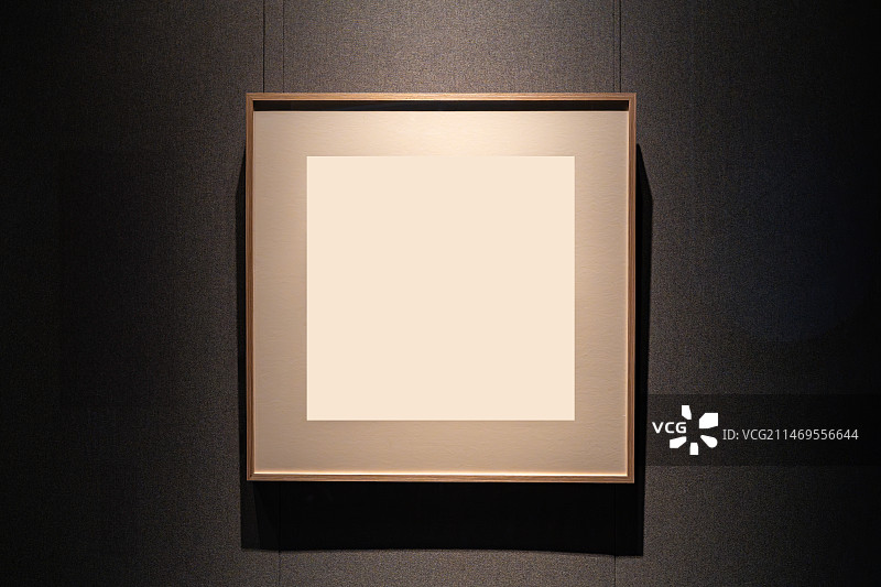 展厅里的展览相框图片素材