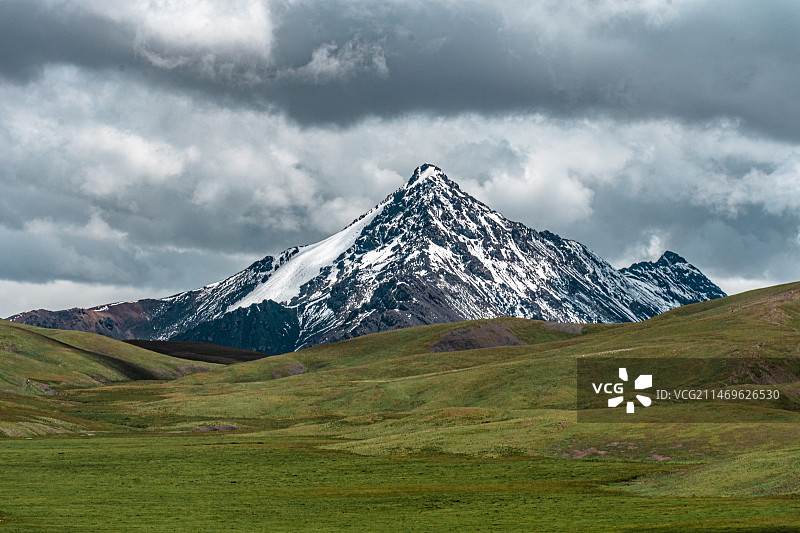 溯源而上·道阻且长图片素材